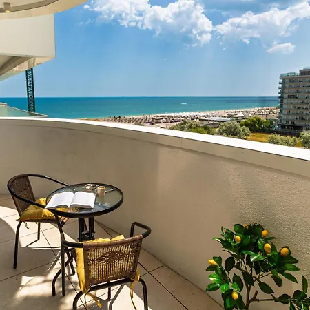 Lemooney In Axxis Nova Appartement Mamaia