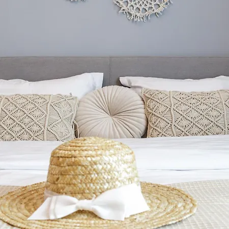 Lemooney In Axxis Nova