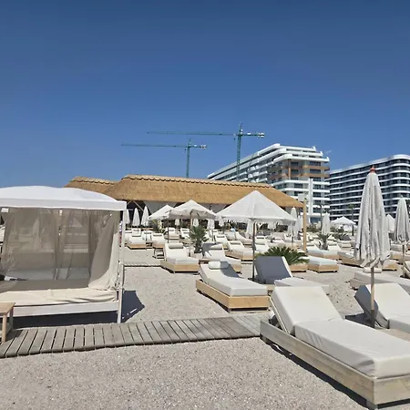 Lemooney In Axxis Nova Mamaia