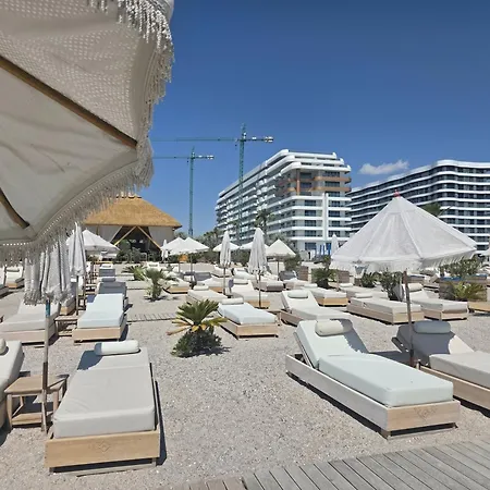 Lemooney In Axxis Nova * Mamaia