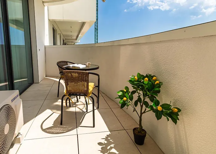 Lemooney In Axxis Nova