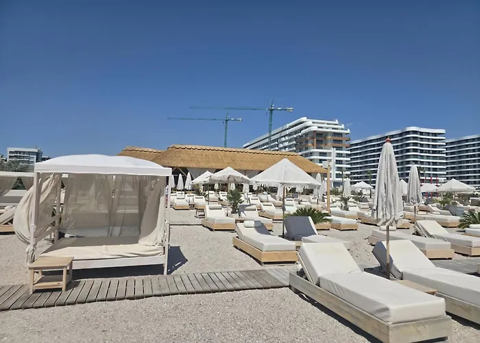 Lemooney In Axxis Nova Mamaia