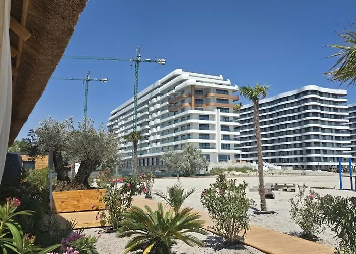 Lemooney In Axxis Nova Mamaia